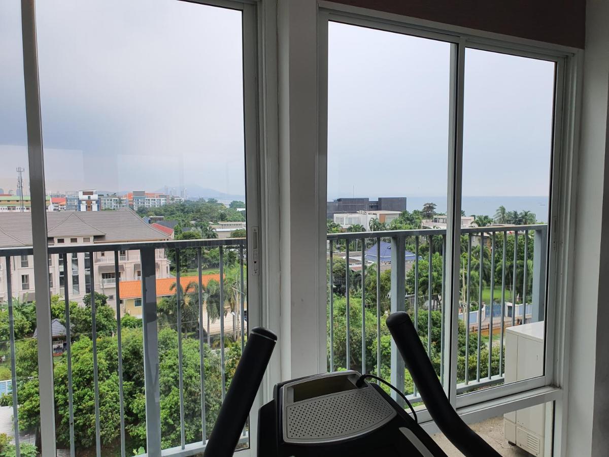 Ferienwohnung Chic Seaview @ The Patio Bangsaen Exterior foto